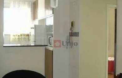 Imagem: O apartamento possui 2 Dormitórios, 1 Banheiro, 1 Vaga na garagem