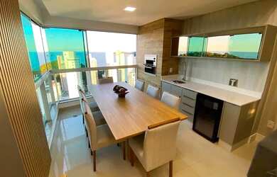 Imagem: O apartamento possui 4 Dormitórios, 5 Banheiros, 4 Vagas na