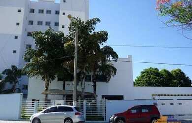 Imagem: O apartamento possui 2 Dormitórios, 1 Banheiro, 2 Vagas na