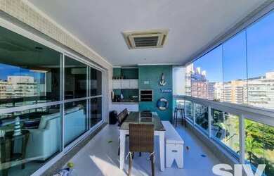 Imagem: O apartamento possui 3 Dormitórios, 1 Banheiro, 2 Vagas na