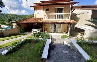 Imagem: A casa em condomínio possui 3 Dormitórios, 3 Banheiros, 2