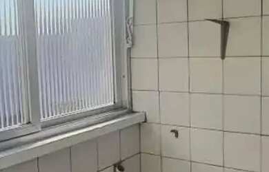 Imagem 11: Imóvel para aluguel possui 65 metros quadrados com 2 quartos em Rubem...