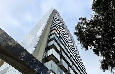 Imagem 11: Lindo Conjunto Comercial com sacada privativa e 32 mts, 1 vaga e com a...