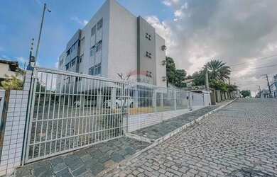 Imagem: O apartamento possui 3 Dormitórios, 3 Banheiros, 2 Vagas na