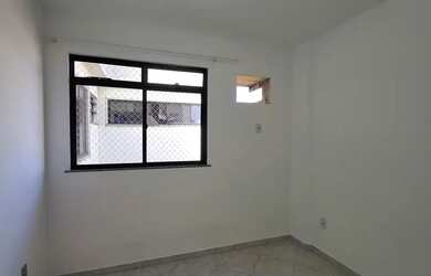 Imagem 8: Imóvel para venda possui 100 metros quadrados com 3 quartos em Centro...