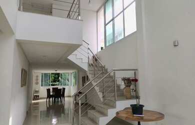 Imagem 2: Alugo Casa 5/4 no Alphaville I Paralela