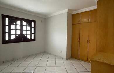 Imagem 12: Casa de Alto Padrão à Venda - Bairro Ibituruna, Montes Claros/MG