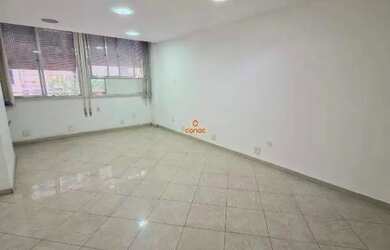 Imagem: O depósito possui 35m² de Área e está localizado em Centro