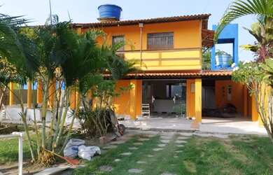 Imagem: A casa em condomínio possui 4 Dormitórios, 3 Banheiros, 3