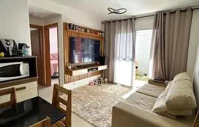 Imagem: O apartamento possui 2 Dormitórios, 1 Banheiro, 1 Vaga na garagem