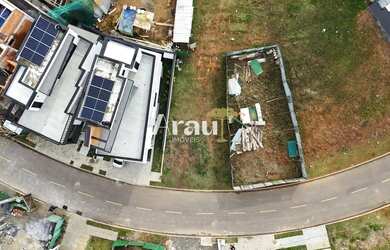 Imagem: O terreno possui 127m² de Área e está localizado em Santa