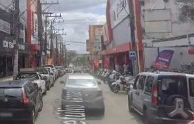 Imagem: O depósito possui 420m² de Área e está localizado em Centro