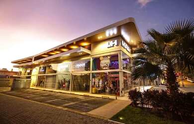 Imagem: O depósito possui 64m² de Área e está localizado em Tirol