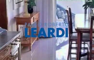 Imagem: A casa em condomínio à venda possui 3 Dormitórios, 4 Banheiros