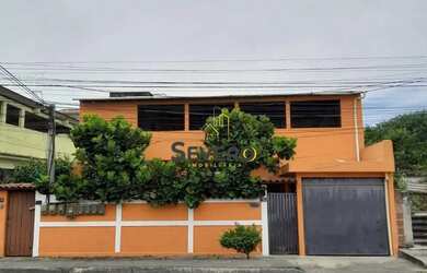 Imagem: A casa possui 2 Dormitórios, 1 Banheiro, 1 Vaga na garagem