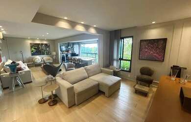 Imagem: O apartamento possui 3 Dormitórios, 3 Banheiros, 2 Vagas na