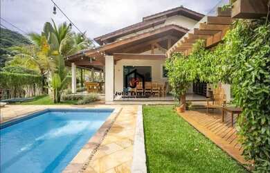 Imagem: A casa em condomínio possui 3 Dormitórios, 4 Banheiros, 4