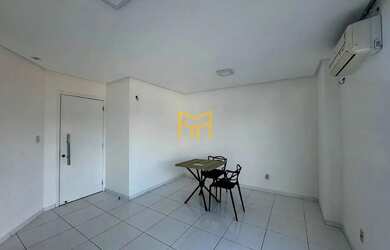 Imagem: O apartamento possui 3 Dormitórios, 3 Banheiros, 2 Vagas na