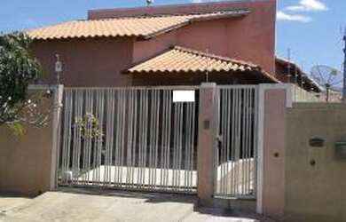 Imagem 1: Casa em João Pinheiro. Aceita troca por casa ou chácara em Tres Marias