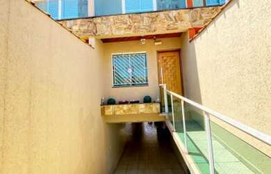 Imagem 1: Sobrado na Penha. Churrasqueira, Varanda, 125m² de Áreae5 Vagas na garagem