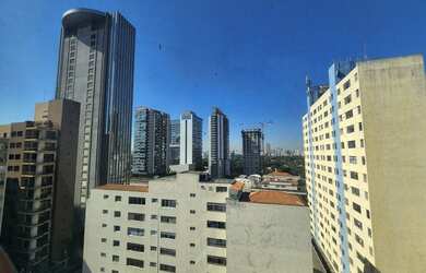 Imagem: O depósito possui 3 Vagas na garagem e 99m² de Área e está