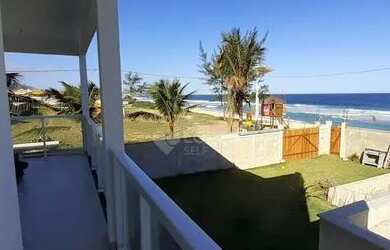 Imagem: A casa possui 3 Dormitórios, 1 Banheiro, 5 Vagas na garagem