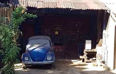 Imagem: A casa possui 1 Banheiro, 1 Vaga na garagem e está localizado