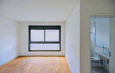 Imagem 11: Casa em São Paulo. Piscina, Varanda, 455m² de Áreae4 Vagas na garagem