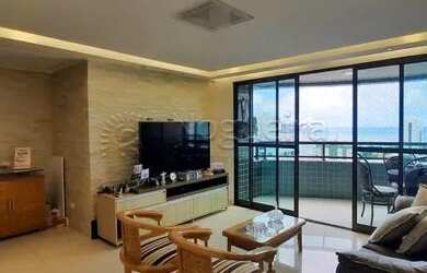 Imagem: O apartamento possui 5 Dormitórios, 2 Banheiros, 2 Vagas na