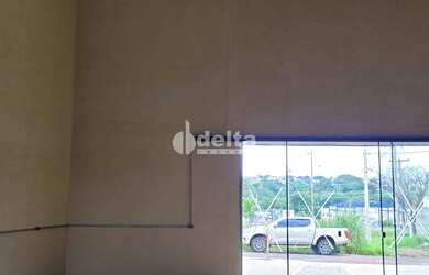 Imagem 2: Galpão à venda, 3 vagas, Dona Zulmira - Uberlândia/MG