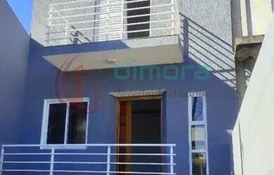 Imagem: A casa possui 3 Dormitórios, 3 Banheiros, 2 Vagas na garagem