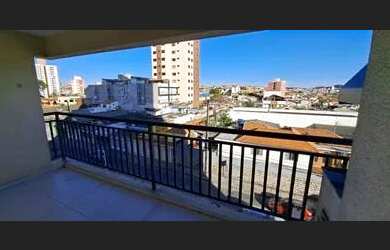 Imagem: O apartamento possui 3 Dormitórios, 1 Banheiro, 2 Vagas na