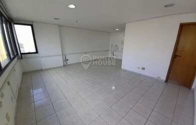 Imagem: O depósito possui 2 Vagas na garagem, 38m² de Área e está