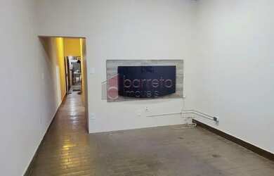 Imagem: A casa possui 2 Dormitórios, 2 Banheiros, 1 Vaga na garagem