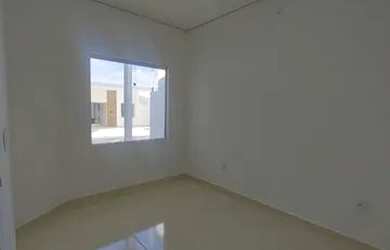 Imagem: A casa em condomínio possui 2 Dormitórios, 2 Banheiros, 2