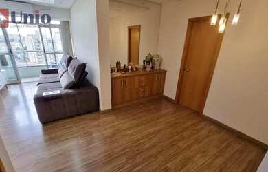 Imagem: O apartamento possui 3 Dormitórios, 2 Banheiros, 2 Vagas na