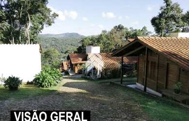 Imagem: A casa em condomínio possui 5 Dormitórios, 5 Banheiros, 5