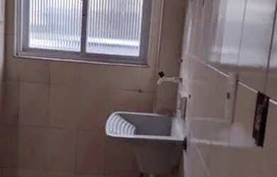 Imagem: O apartamento possui 2 Dormitórios, 1 Banheiro e está localizado