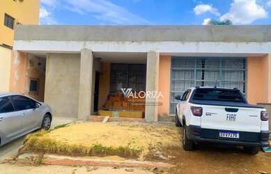Imagem: O depósito possui 3 Vagas na garagem, 161m² de Área e está