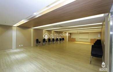 Imagem: O depósito possui 1 Vaga na garagem, 40m² de Área e está