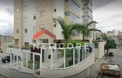 Imagem: A casa possui 3 Dormitórios, 3 Banheiros, 3 Vagas na garagem