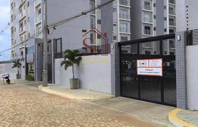 Imagem: O apartamento possui 3 Dormitórios, 1 Banheiro, 1 Vaga na garagem