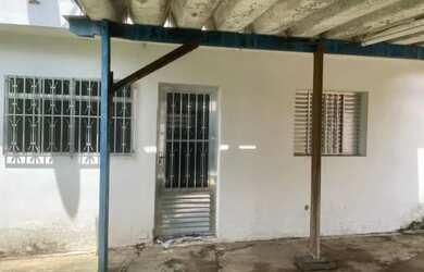 Imagem 3: Locação 2 casas juntas. Varanda, Área de serviço, 282m² de Áreae2...