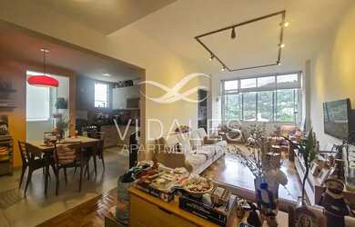 Imagem 1: LINDO APARTAMENTO REFORMADO COSME VELHO