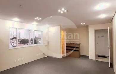 Imagem: O depósito possui 1 Vaga na garagem e 36m² de Área e está