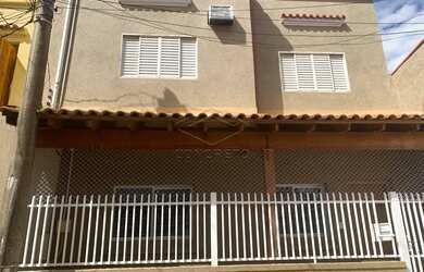 Imagem: Excelente sobrado - CENTRO