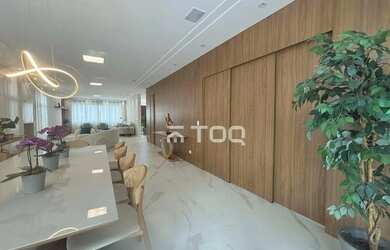 Imagem: A casa em condomínio possui 4 Dormitórios, 5 Banheiros, 4