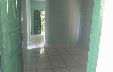 Imagem: A casa possui 2 Dormitórios e está localizado em Rodagem