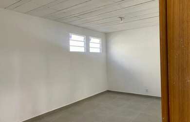 Imagem 6: Galpão comercial NOVO. Imóvel novo, 880m² de Áreae5 Vagas na garagem