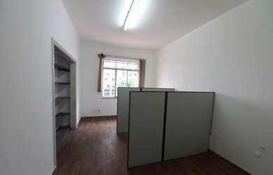 Imagem: O depósito possui 50m² de Área e está localizado em Centro